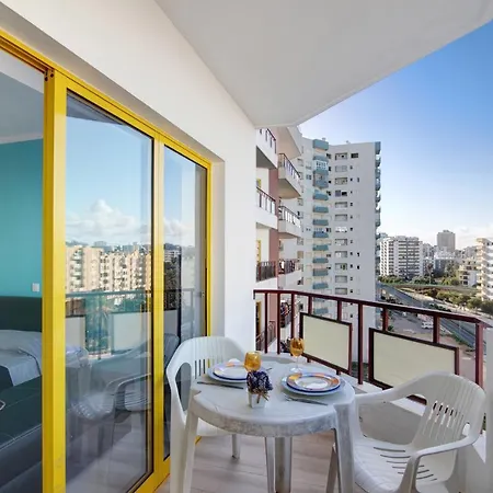Apartment Da Rocha I